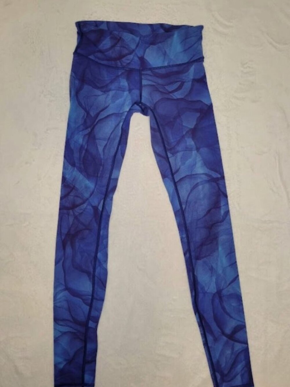 Lululemon Wunder Under Pant III Full-On Luxtreme Size 6 Midnight Tulle Multi